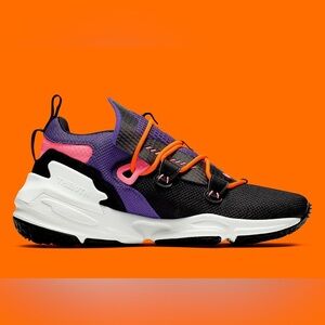 Sz Various Nike metcons purple